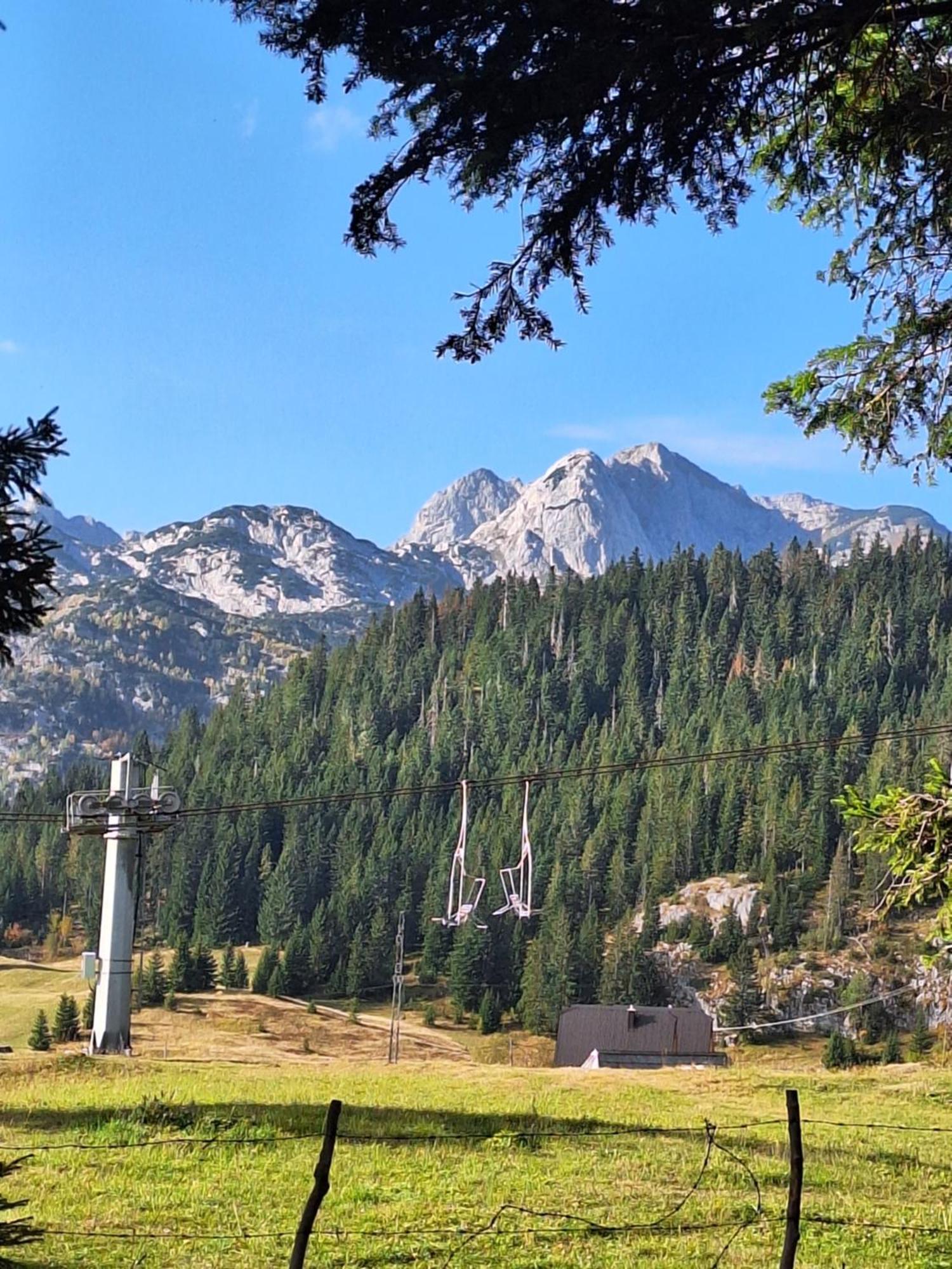 Apartman A&J Žabljak Buitenkant foto