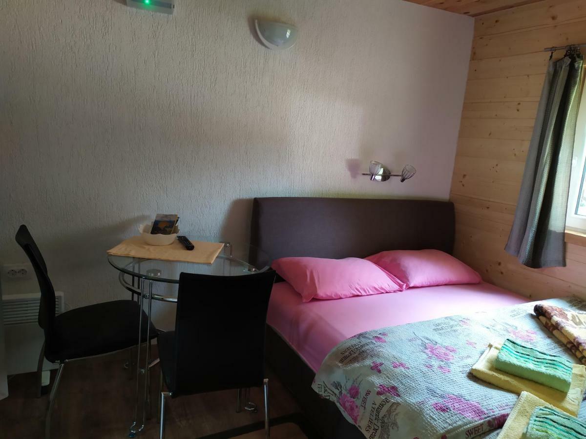 Apartman A&J Žabljak Buitenkant foto